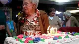 Grandma Krug's 100th Birthday Cake Resimi