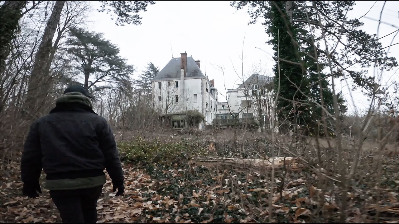 FAMIGLIA MILIONARIA SPARITA NEL NULLA E LA LORO VILLA VIENE ABBANDONATA