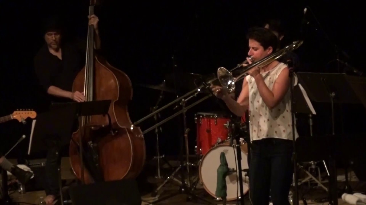 Ukelady - Naomi Moon Siegel Live at The Earshot Jazz Festival