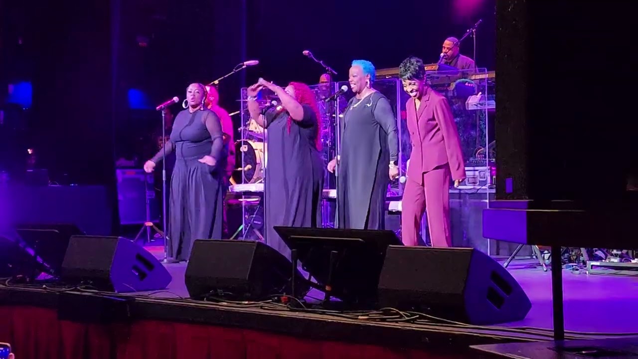 Gladys Knight, I Heard It Through the Grapevine, 3/1/26, Paramount Theatre, Austin, TX