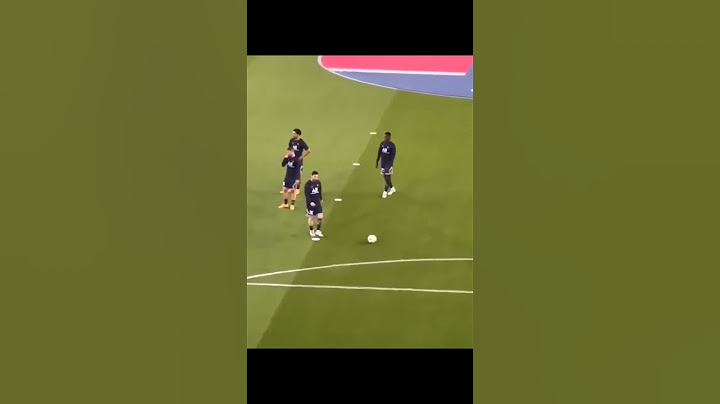 Mbappe & Messi training PSG 👶&🐐