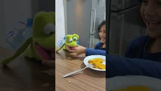 Umayın Kuklası Çok Acıkmış