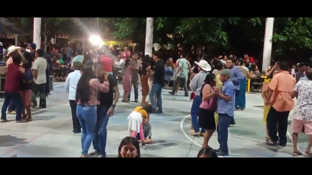 El Palomito con el Reflejo Norteño 