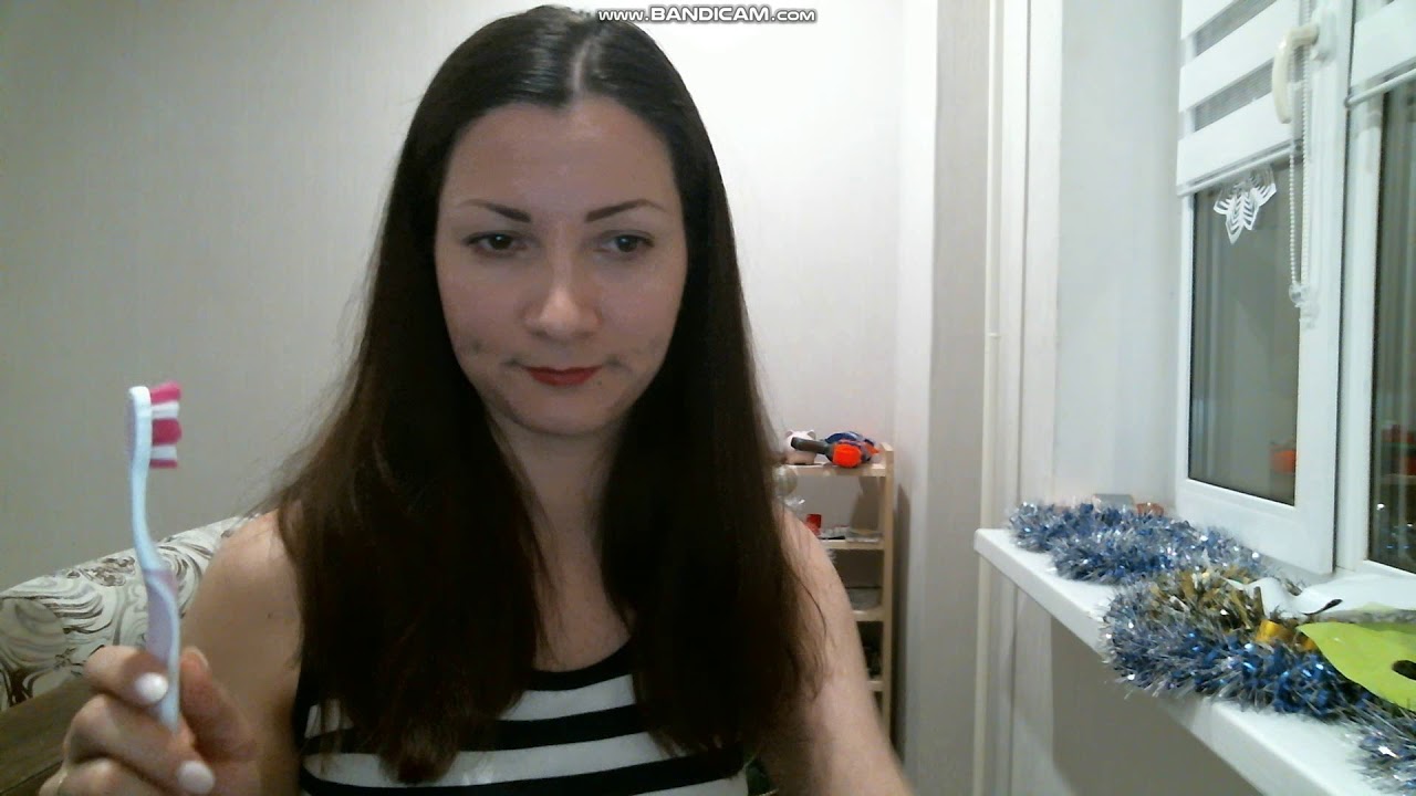 Зубная щетка от Орифлэйм Фиолетовая код 27979  Розовая  код 27981