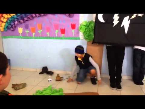 El zapatero y las brujas - YouTube