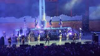 Dallas Cowboys cheerleaders 20261021 My Chemical Romance The Black Parade Hollywood Bowl Night 1