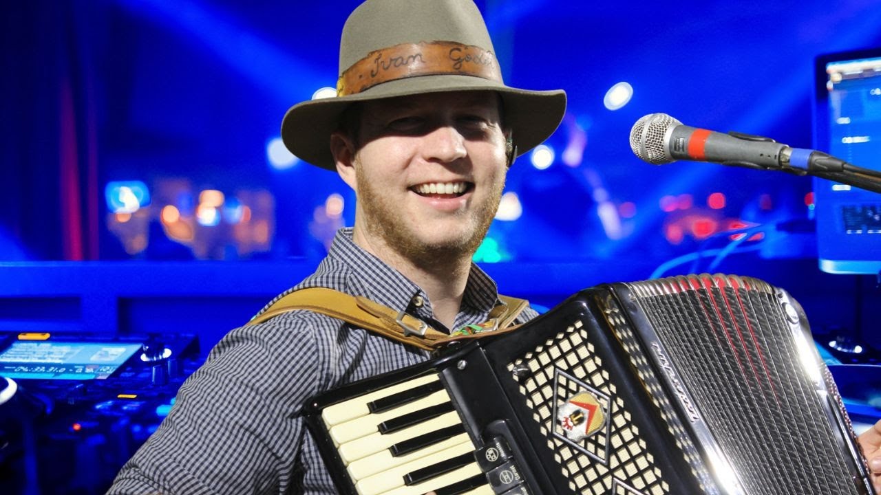 Grupo Cordiona- Cavalo Tostado (Alceu Silva) joaoparaiba