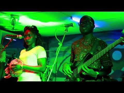 Baba Commandant - Medley - Sport Bar - Ouagadougou - BF