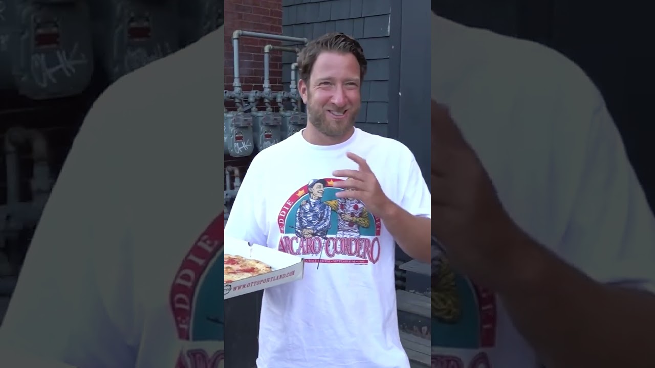 Pizzeria Worker Tells Dave Portnoy Rival Pizzeria Is Better