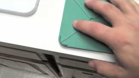 Using a Primer Flip Tray