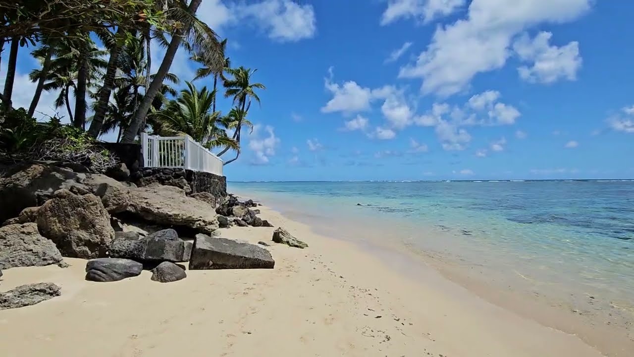 Ka'a'awa Beach Park on Windward Oahu is small but offers breathtaking coastal views! 