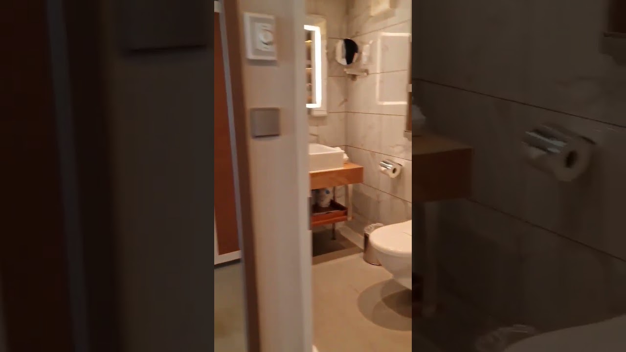 Azamara Quest Club Continent suite tour 