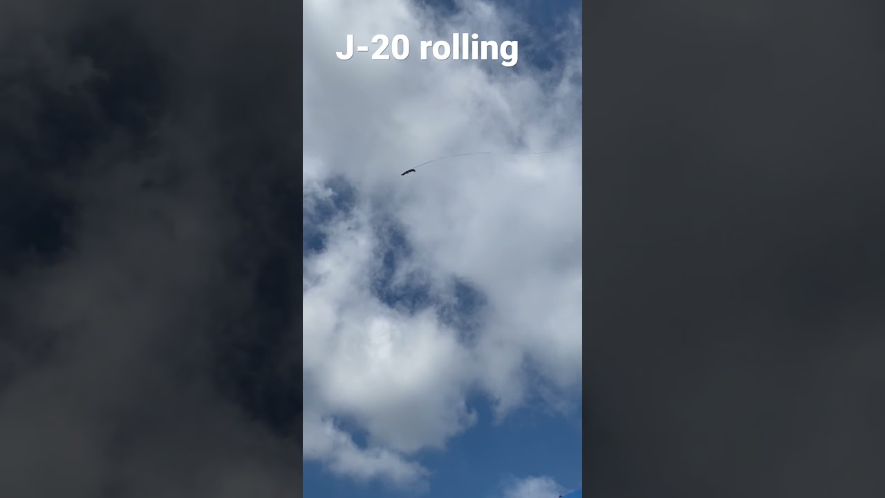 J-20 rolling: the Chinese stealth fighter performs in PLAAF airshow 2024 