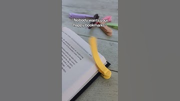 Mark your pages automatically. Link in our bio 😭 #readers #booktok #bookgirlies #bookmarks