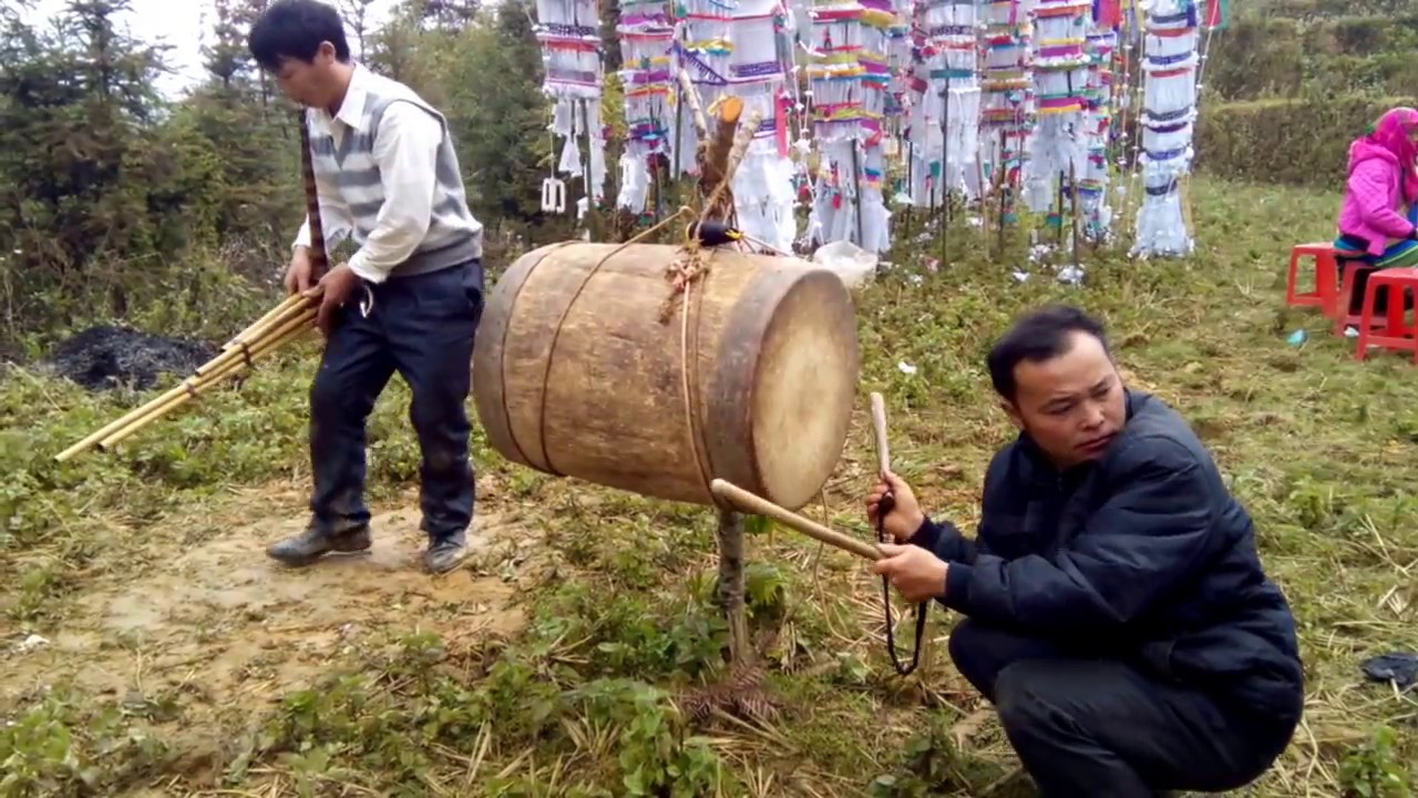 Phong tục đám ma của người Mông BH SMC