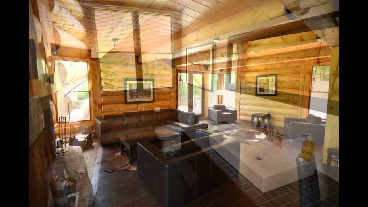 5 Bedrooms Chalets in Mont-Tremblant Québec