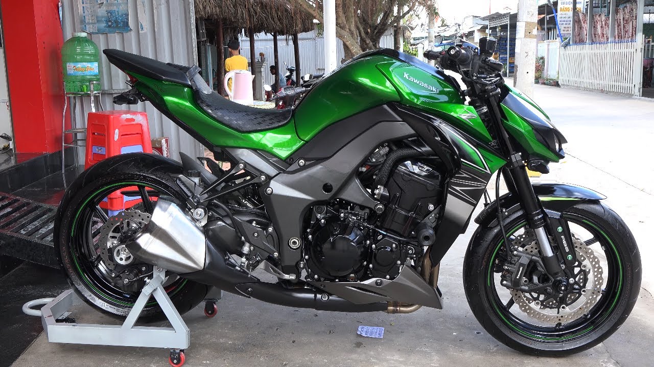 Kawasaki Z1000 2018 giá 399 triệu đồng tại Việt Nam