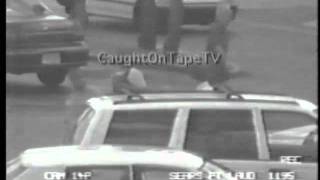 SHOPLIFTERS DRAMATIC GETAWAY!