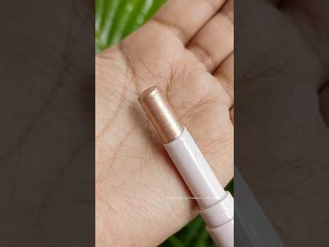 Omg!! 😱 This is called Product of the Year 2025 🙌 😍 #highlighter #makeup #shorts