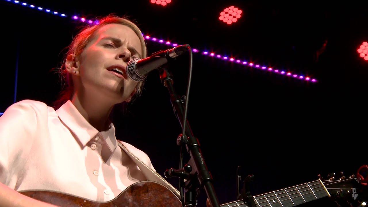 Aoife O’Donovan - King of All Birds (Live on eTown)