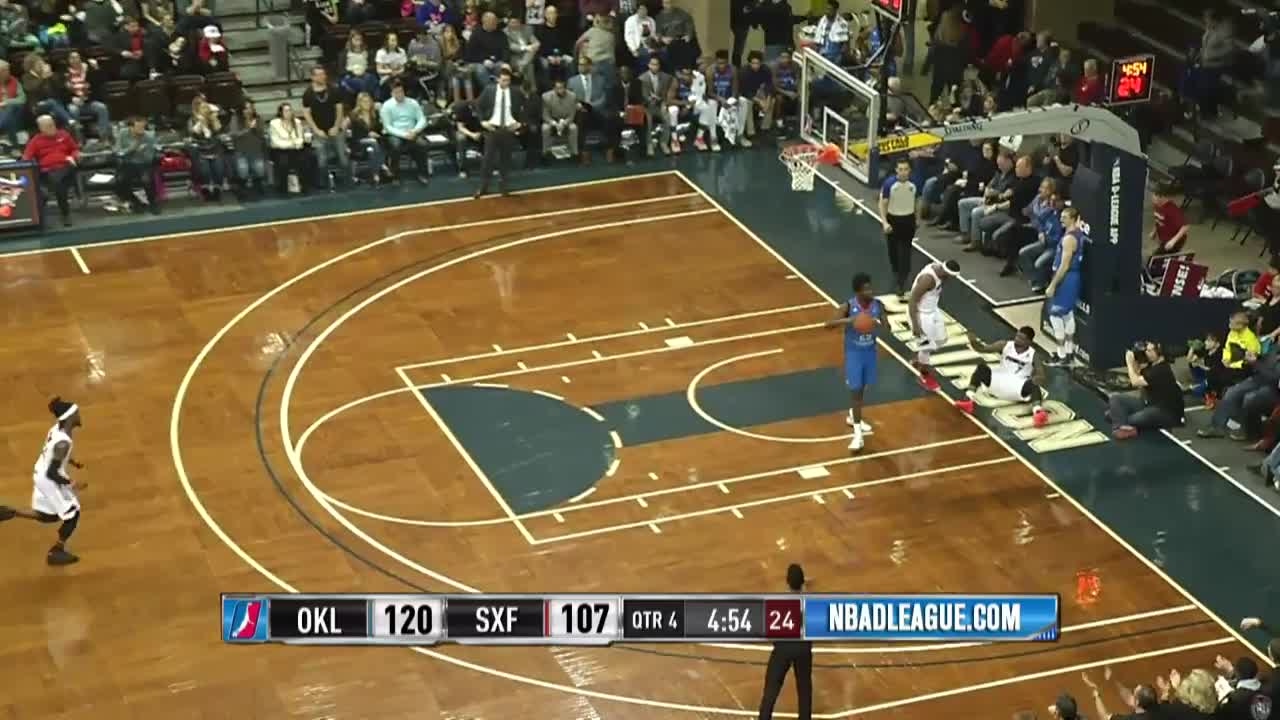 Highlights: Patrick Miller (22 points)  vs. the Blue, 1/28/2017