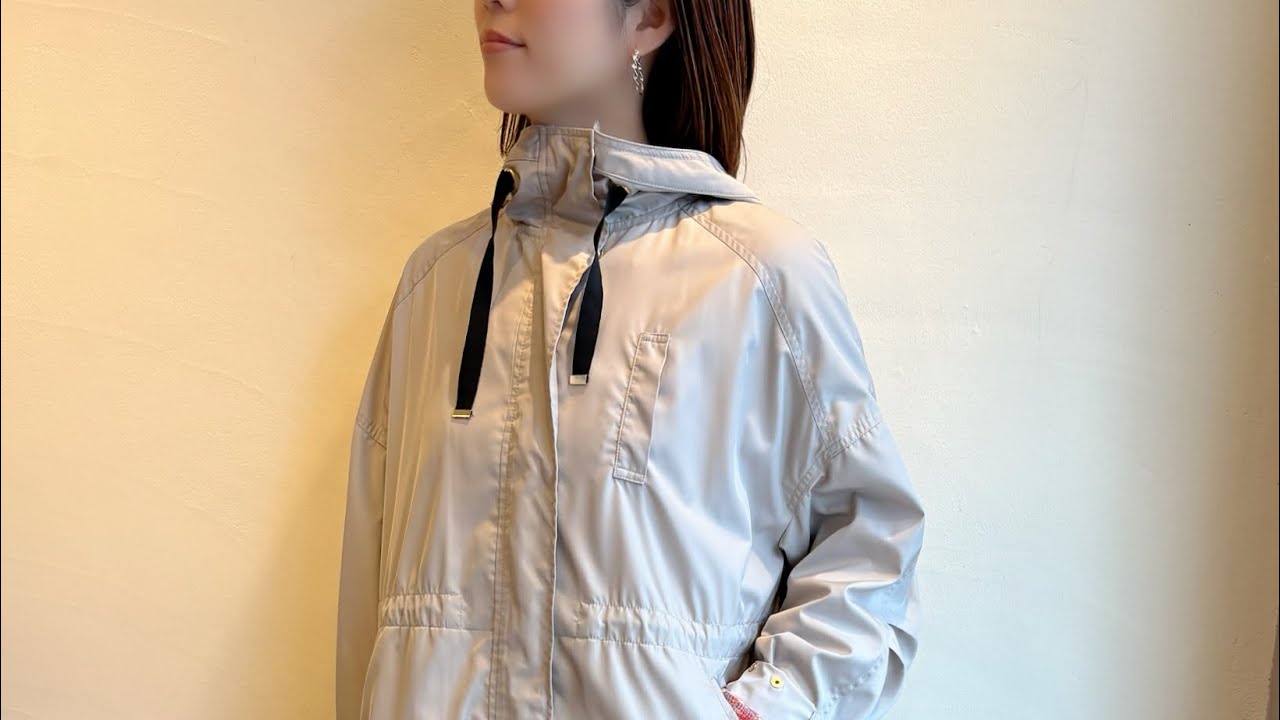 trois バックギャザーパーカーベージュ trois バックギャザーパーカーベージュ