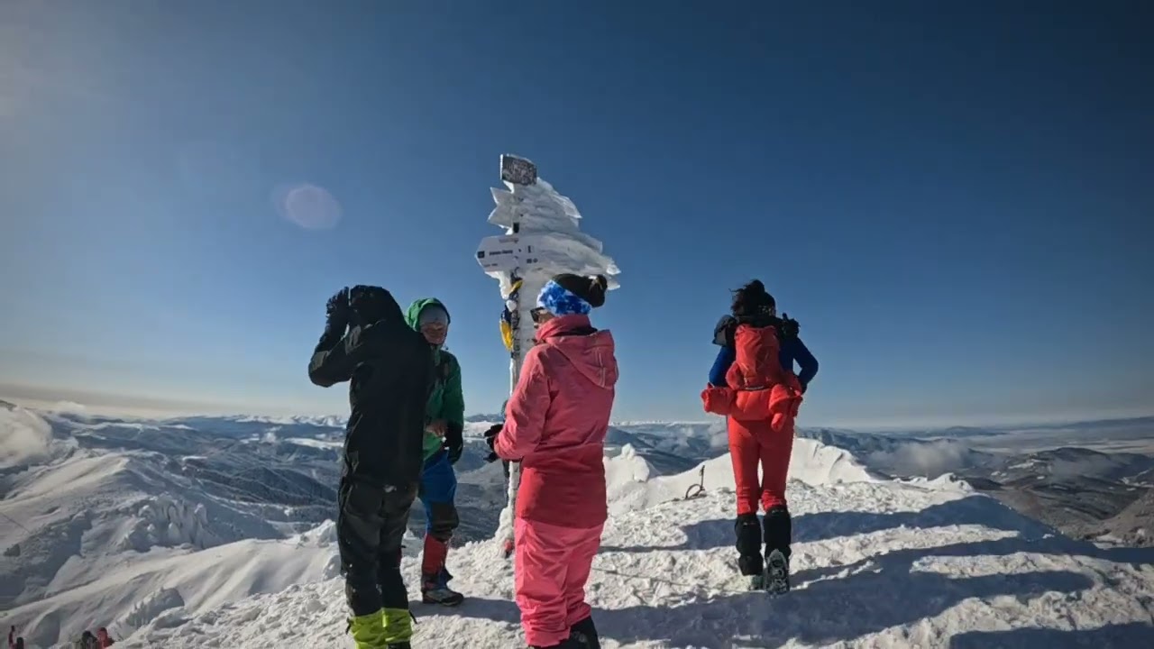 Cheia- v. Berii - m. Roșu - Gropsoarele - vf. Ciucaș - Țigăile - cab. Ciucaș - v. Berii