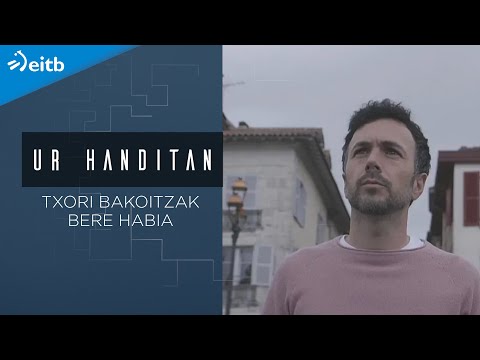 UR HANDITAN: Txori