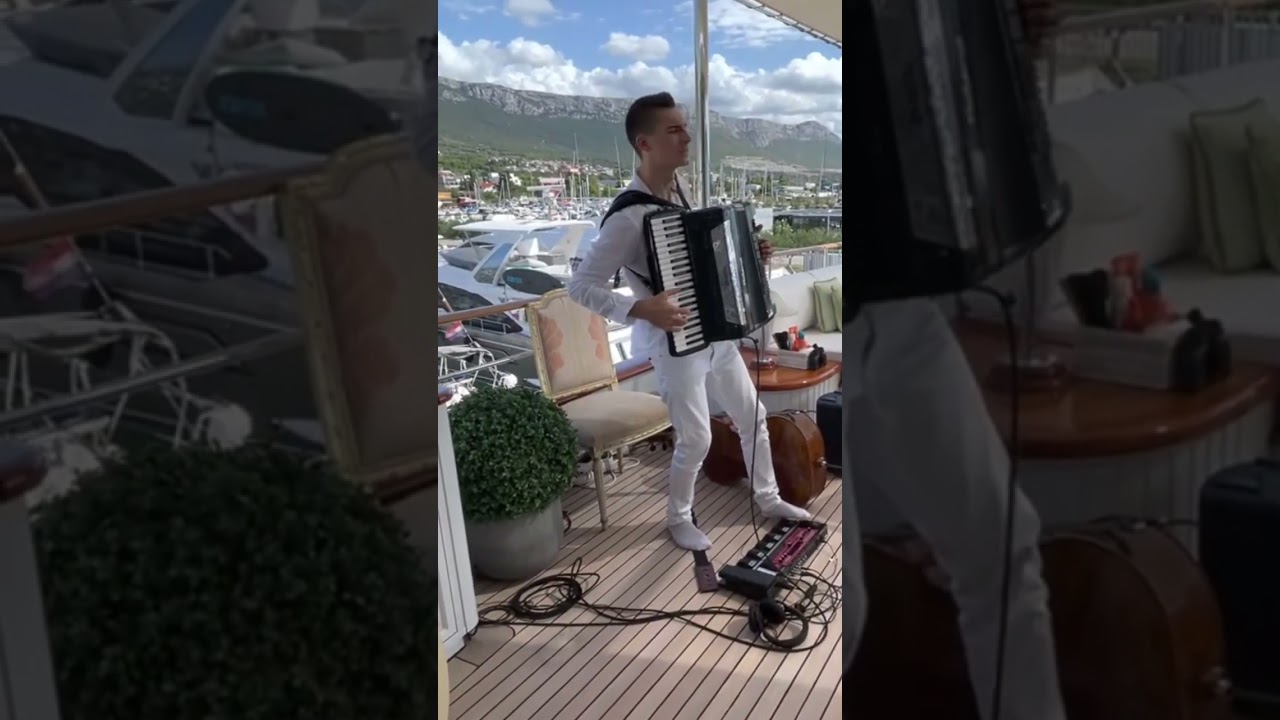 Get Lucky - ACCORDION LIVE LOOPING COVER 