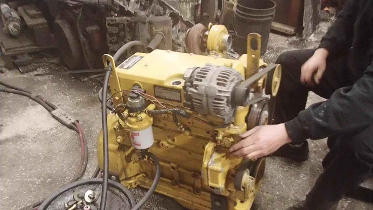 JOHN DEERE 4024 ENGINE - YouTube