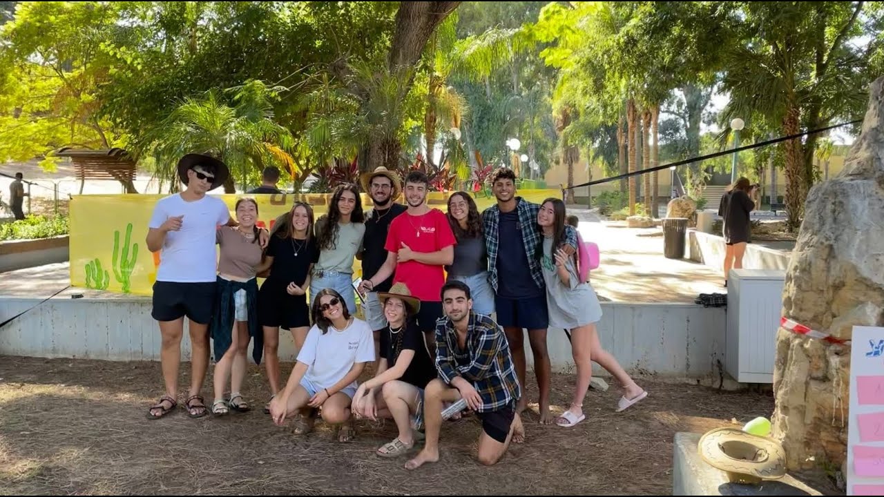 קליפ מלששים- קומונה י