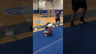 Tuck to tuck forward roll