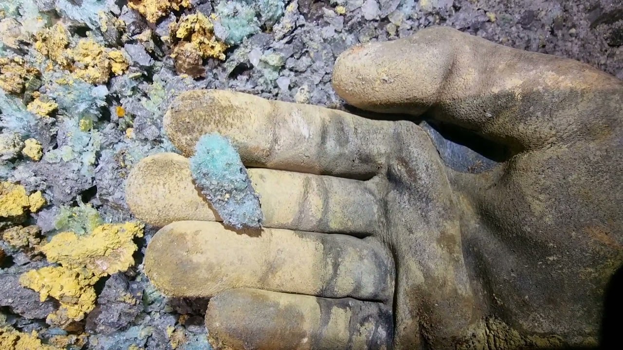 amazing RARE crystals FOUND in Lost mine! WOW just WOW