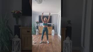 Low impact full body workout with light weights,perfect for beginners 💪 Knee friendly 🥰