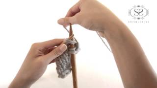 HOW TO DECREASE A STITCH (K2TOG) - KNITTING TUTORIAL