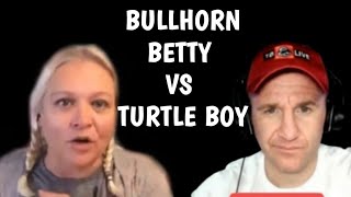 Bullhorn vs Turtle Boy