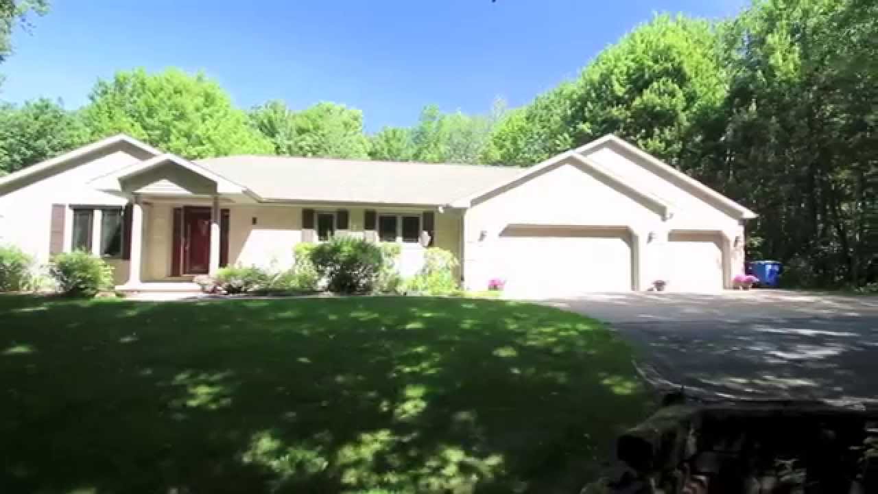 1894 Pinewood Suamico WI 54173-  Presented by Kim Bahrke