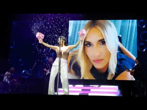 07.INDIA MARTÍNEZ ~ LAS BURBUJAS  DEL JACUZZI ~ (Vuestro Mundo Tour  Linares 29 Agosto 2024)