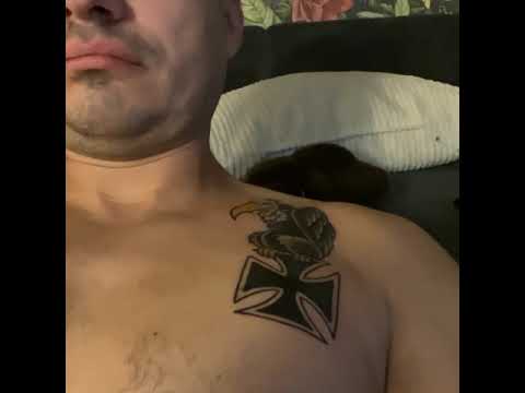 ПАША ТЕХНИК НАБИЛ СЕБЕ НОВОЕ ТАТУ - YouTube