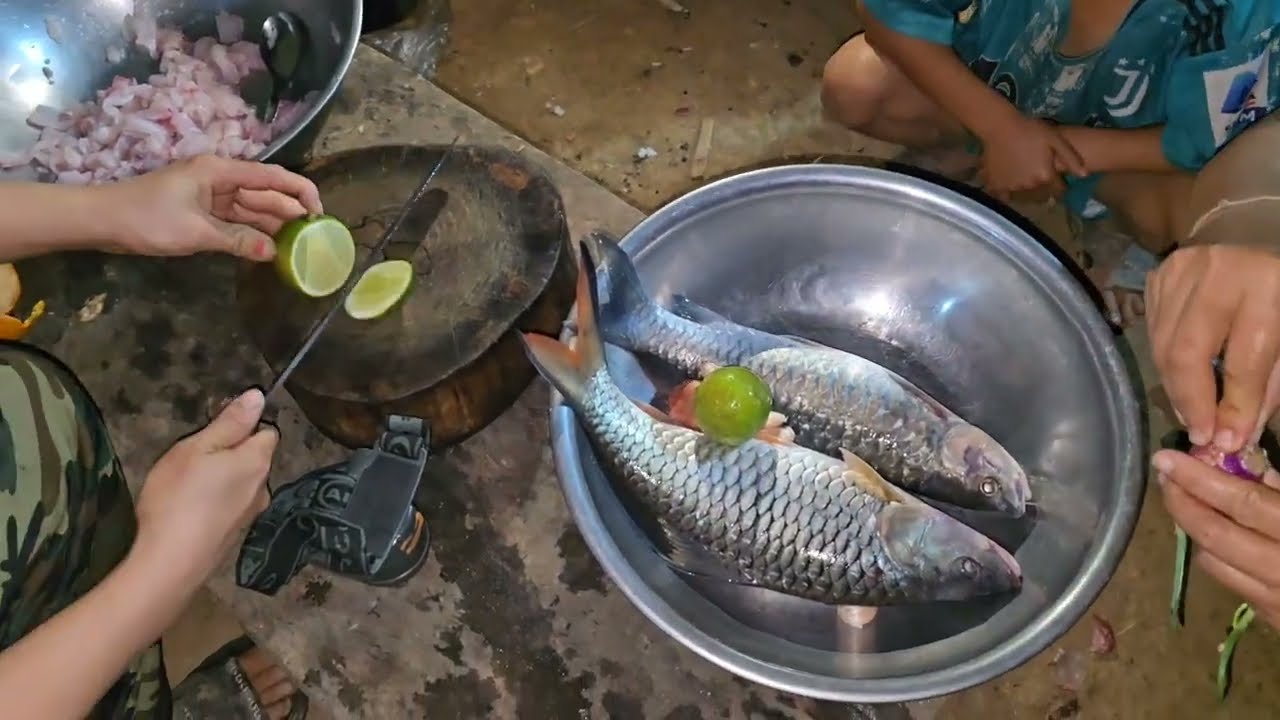 ua ntses noj nram teb 