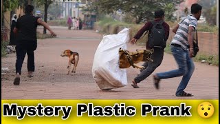 Mystery Plastic In Public - Epic Reactions | By The Crazy Infinity