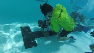 19-60-SC Dive School