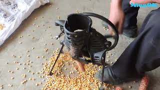 Ручная кукурузолущилка  теребилка кукурузы на ножках