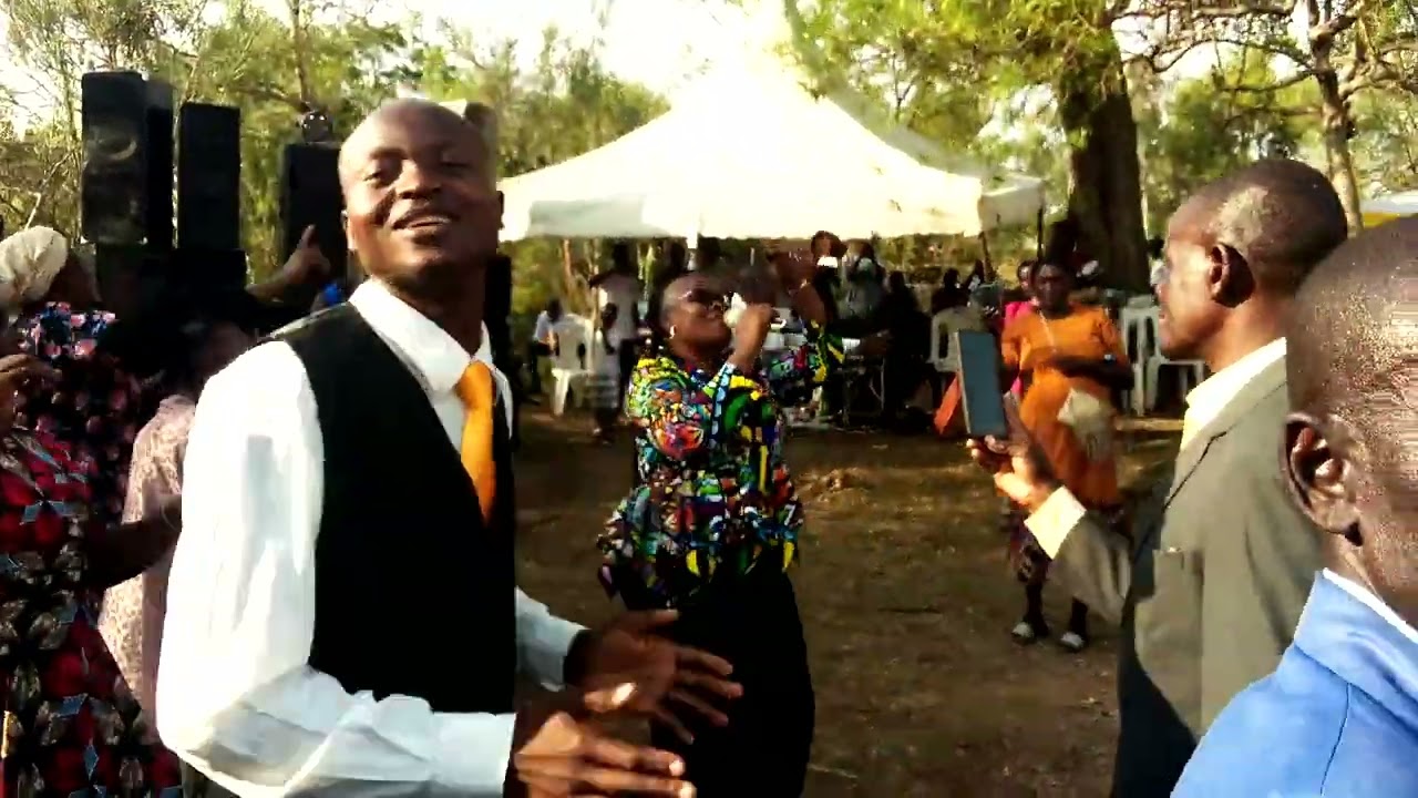 Powerful praise by Carol David