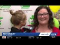 Pennsylvania mom wins $1 million on lottery ticket after getting flat tire