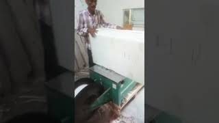 low height box strapping machine