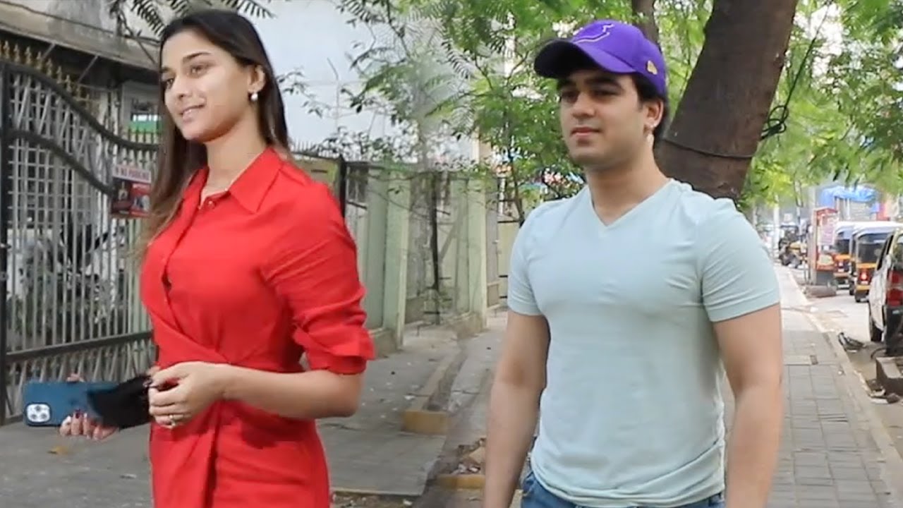 Sai Manjrekar and Subhan Nadiadwala Spotted Juhu | Shudh Manoranjan - YouTube