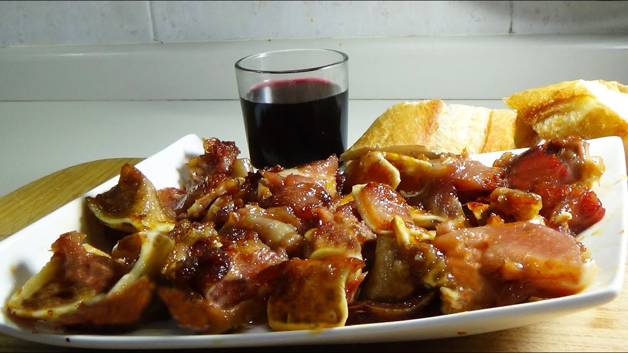 OREJA A LA PLANCHA. RACIÓN DE TABERNA.