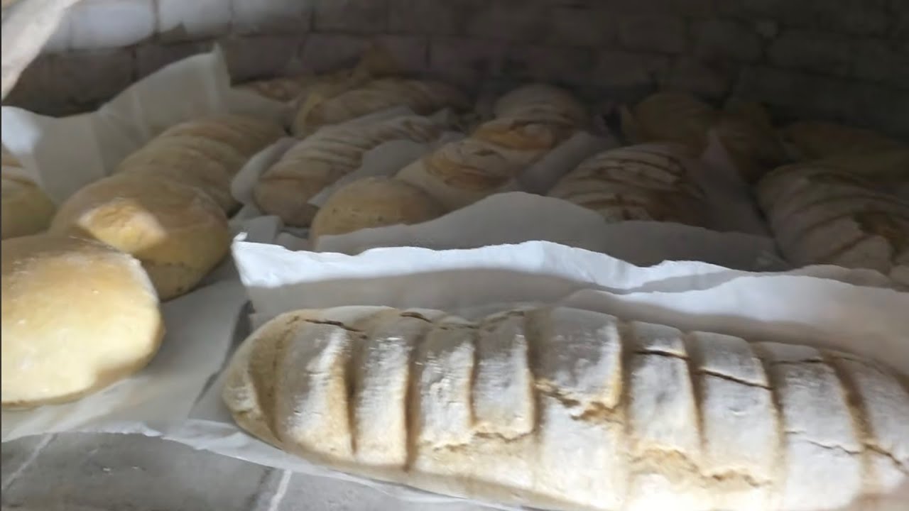 Αν και τον χειμώνα δεν φουρνίζουν εγώ πάω κόντρα και φουρνισαμε και ξεφουρνισαμε 