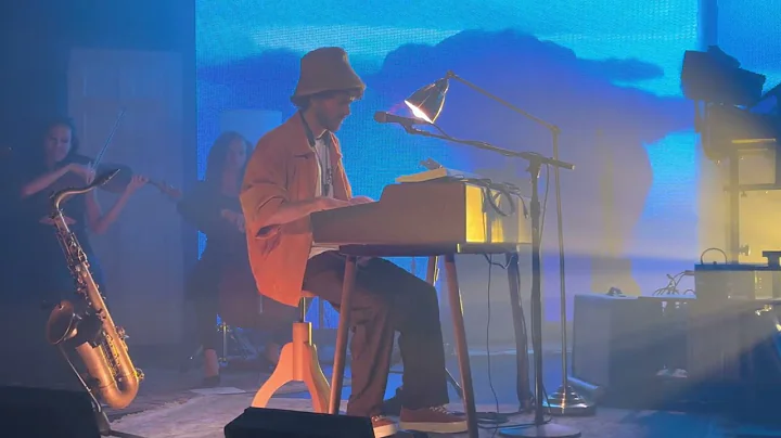 FKJ - Ylang Ylang (Live in Seattle 2023)